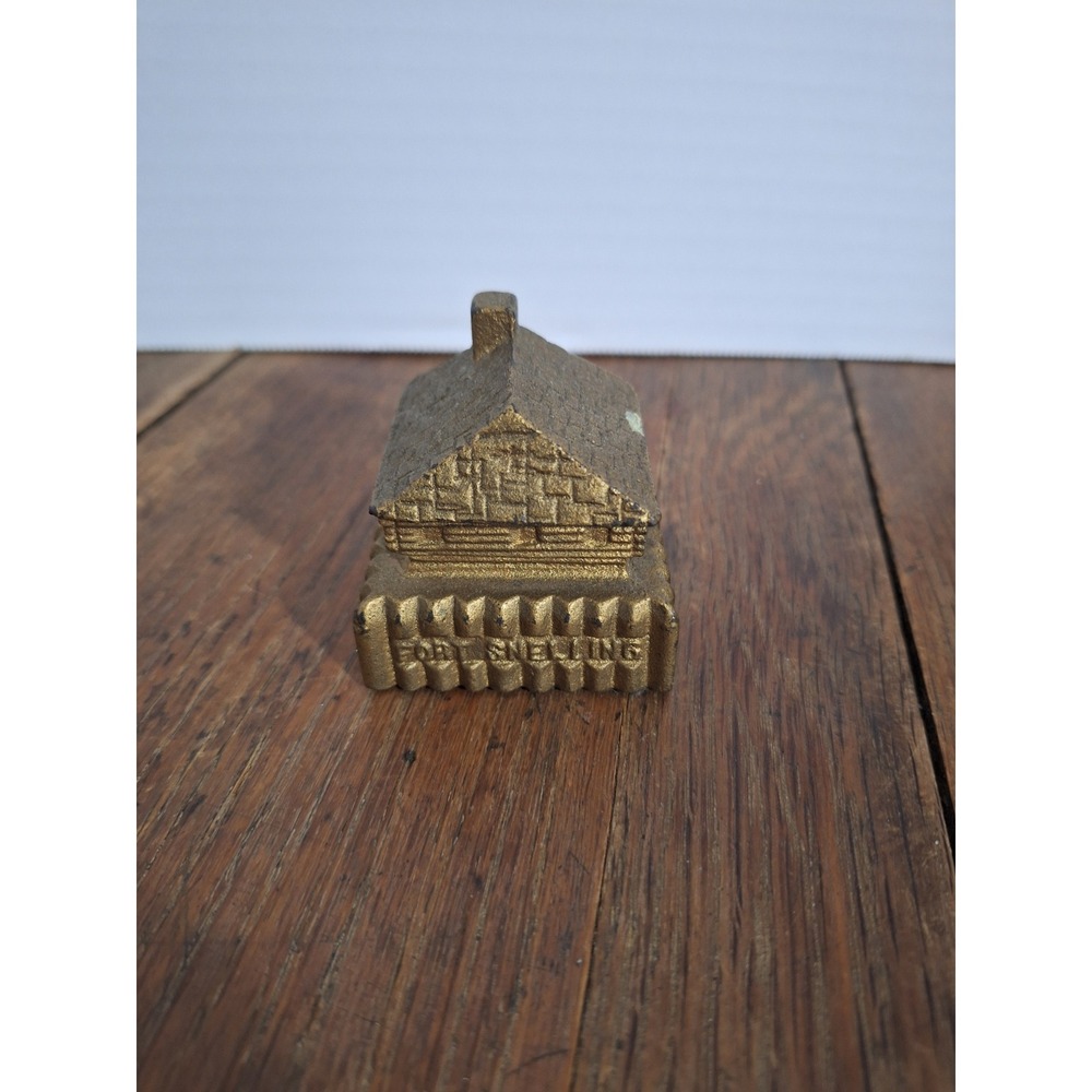 Vintage Fort‎ Snelling Cast Metal Miniature Souvenir Log Cabin Gold Tone
